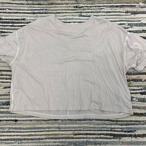Lululemon Cropped Tee